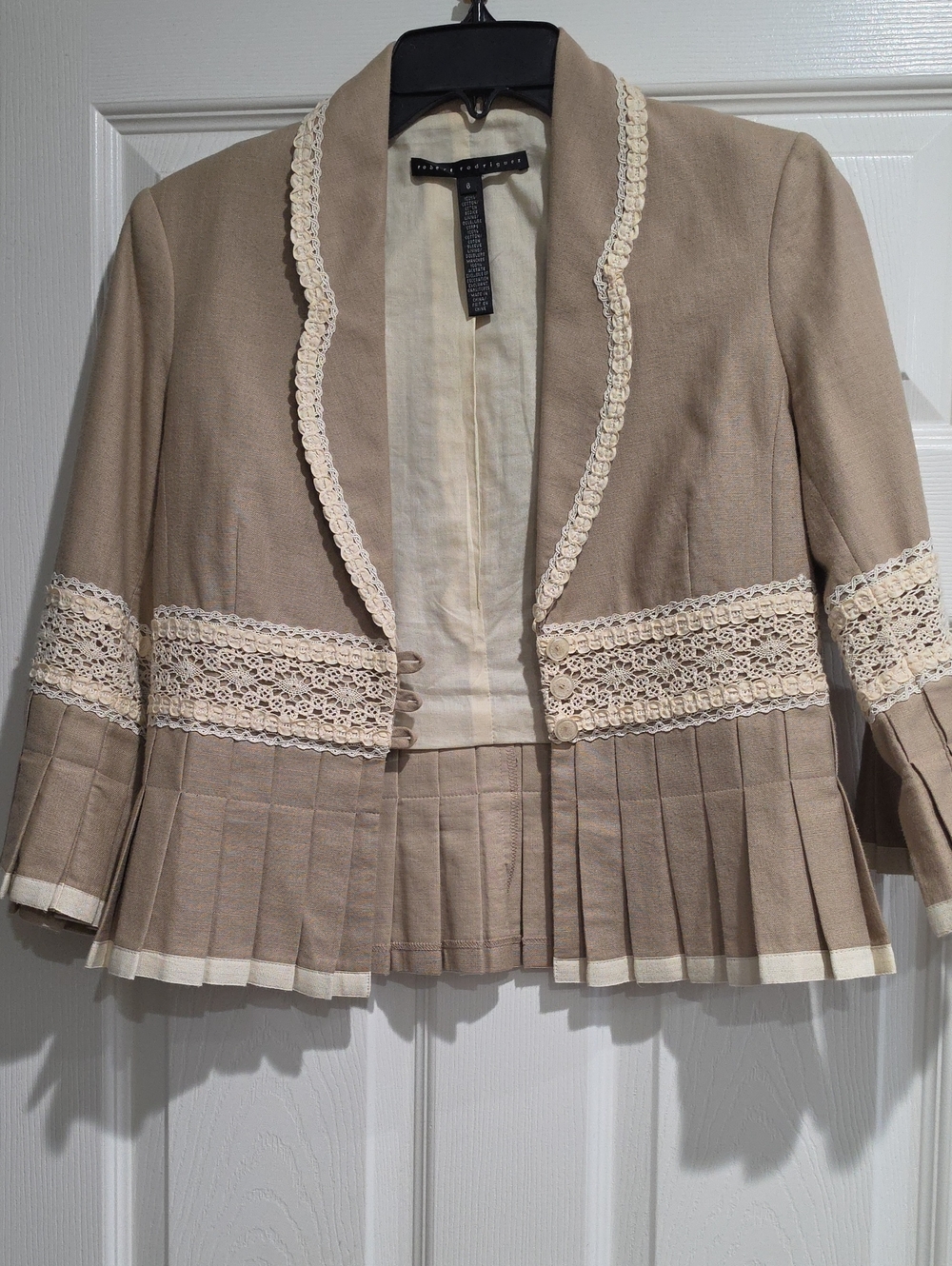 Robert Rodriguez Beige Blazer with Cream Crochet Trim Pleated 6